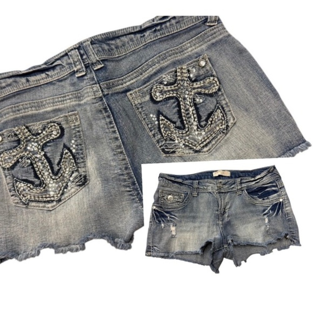 Womens Size 13 Festival Booty Denim Shorts Anchor Frayed Blue Y2K‎ No Boundaries